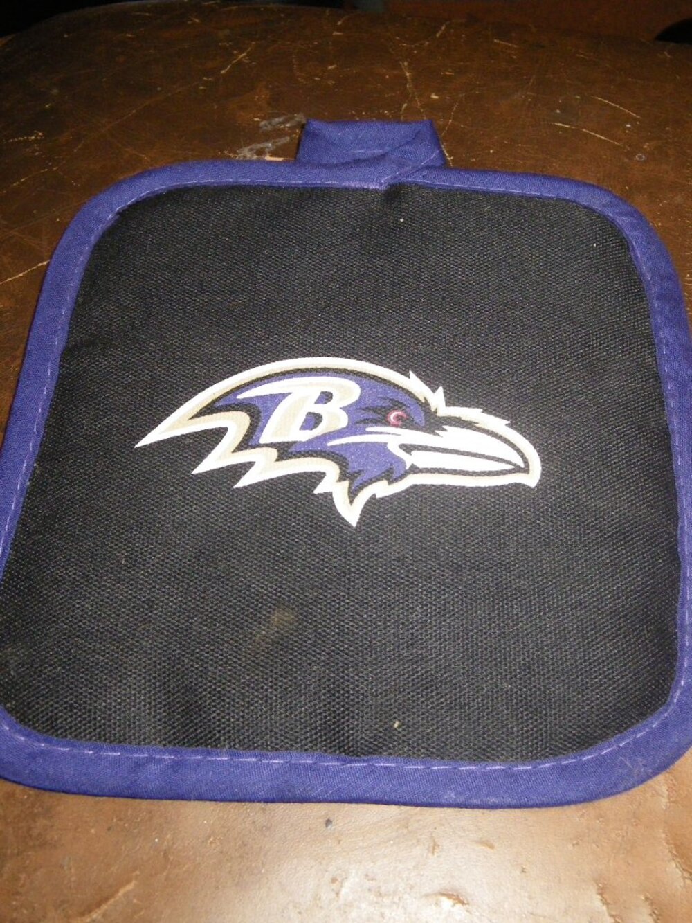 Baltimore Raven NFL Football Potholder & Oven Mitt Set Sunday Tailgating - Picture 2 of 4